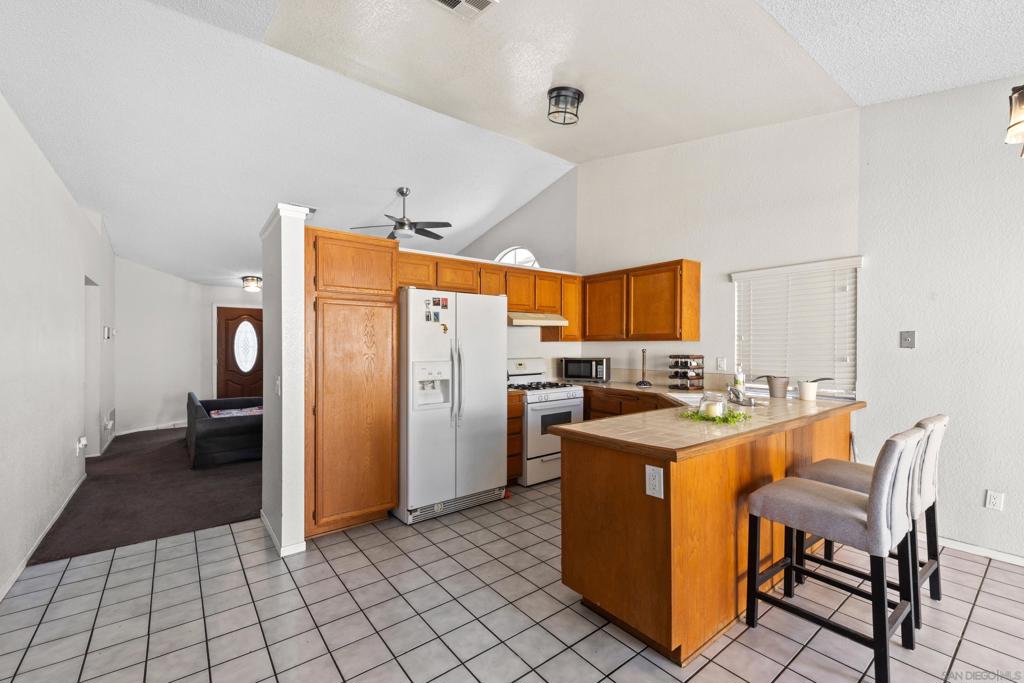 14444 Hillcrest Property Photo 21