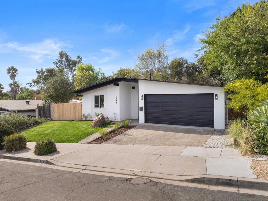 5644 Bromley Way Property Photo 3