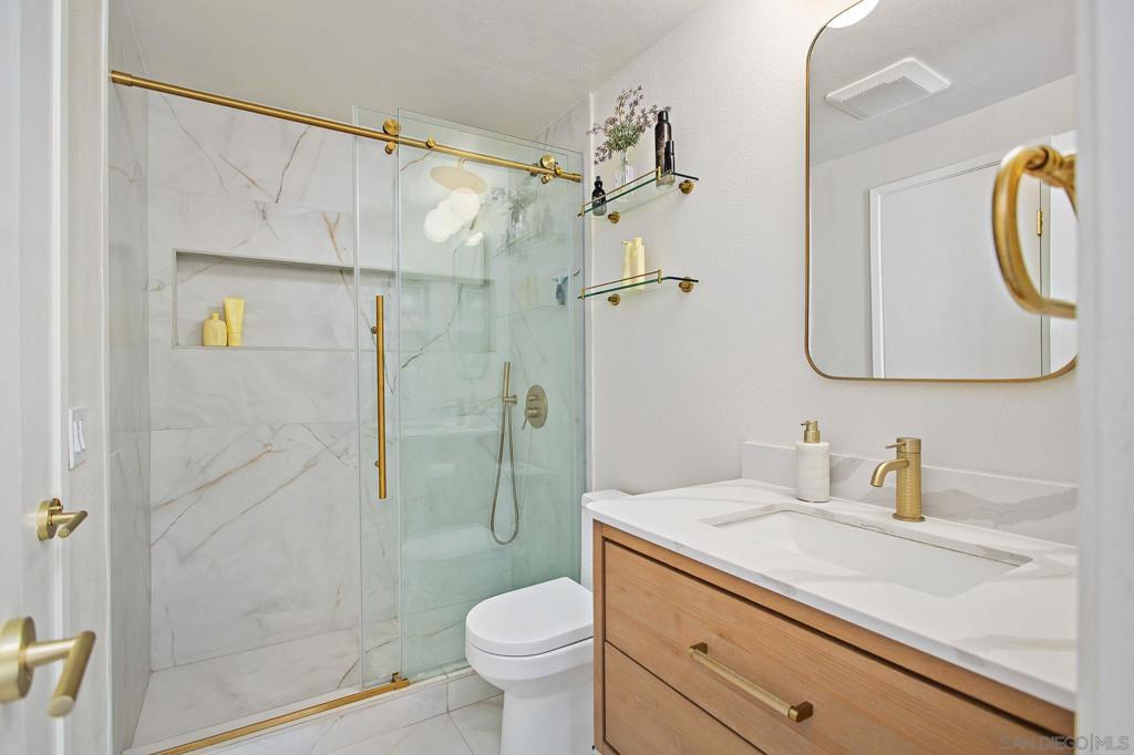 7813 Starling Dr Property Photo