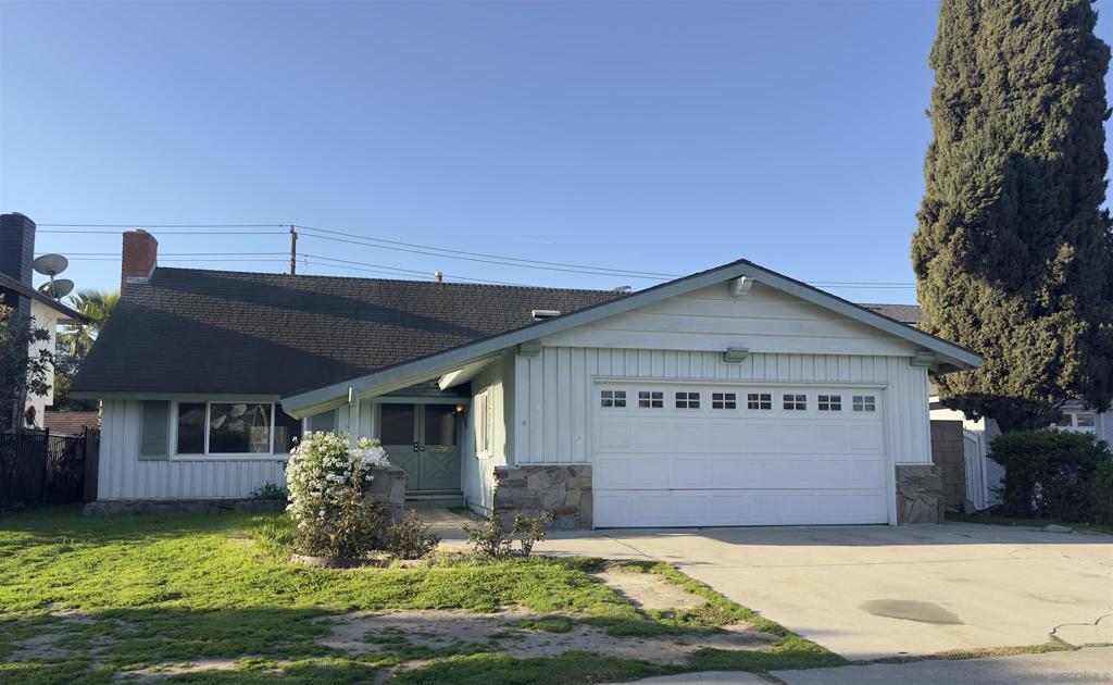 2758 W Stockton Property Photo