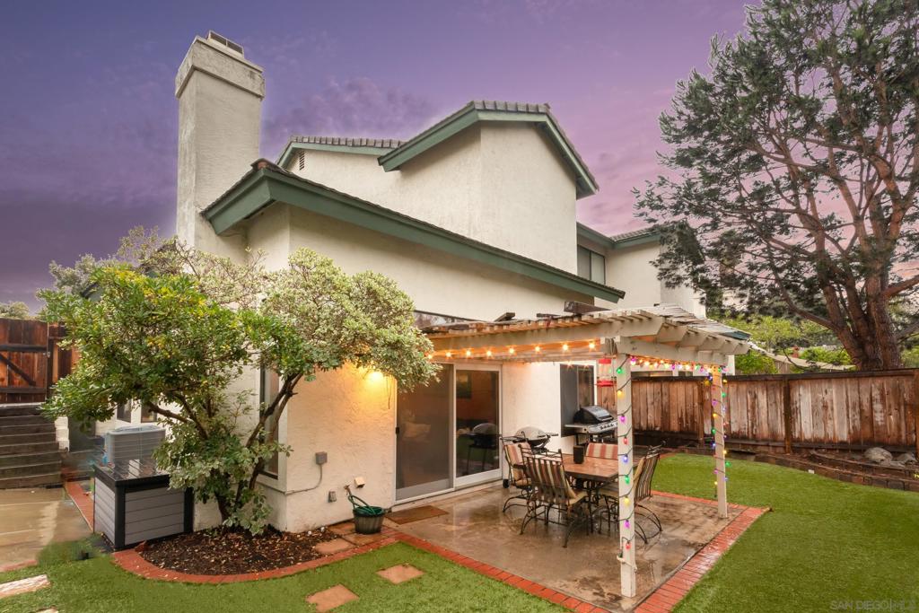 10667 Matinal Cir Property Photo