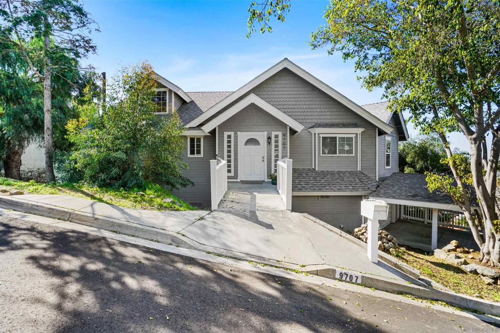 9707 Date St. Property Photo
