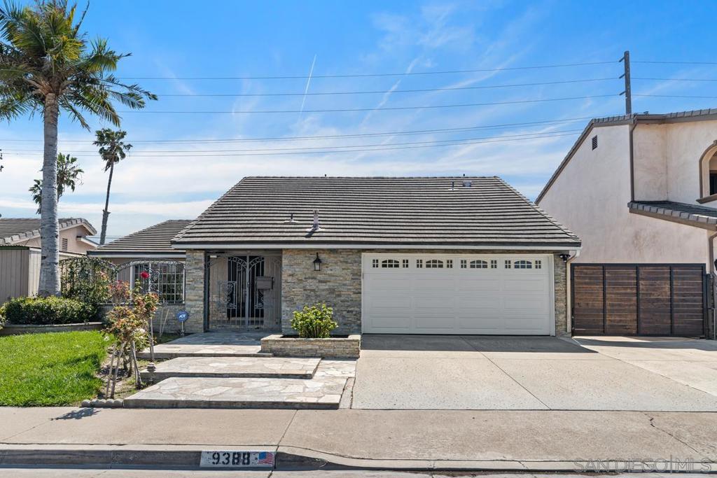 9388 Warbler Ave Property Photo