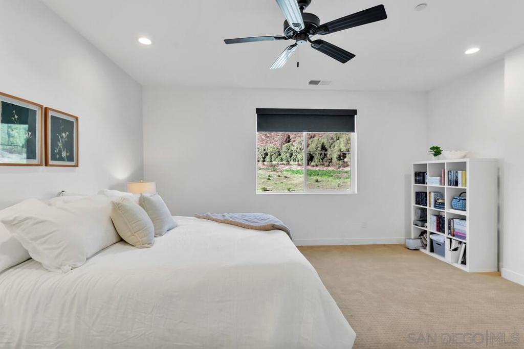 10224 Noble Way Property Photo 22