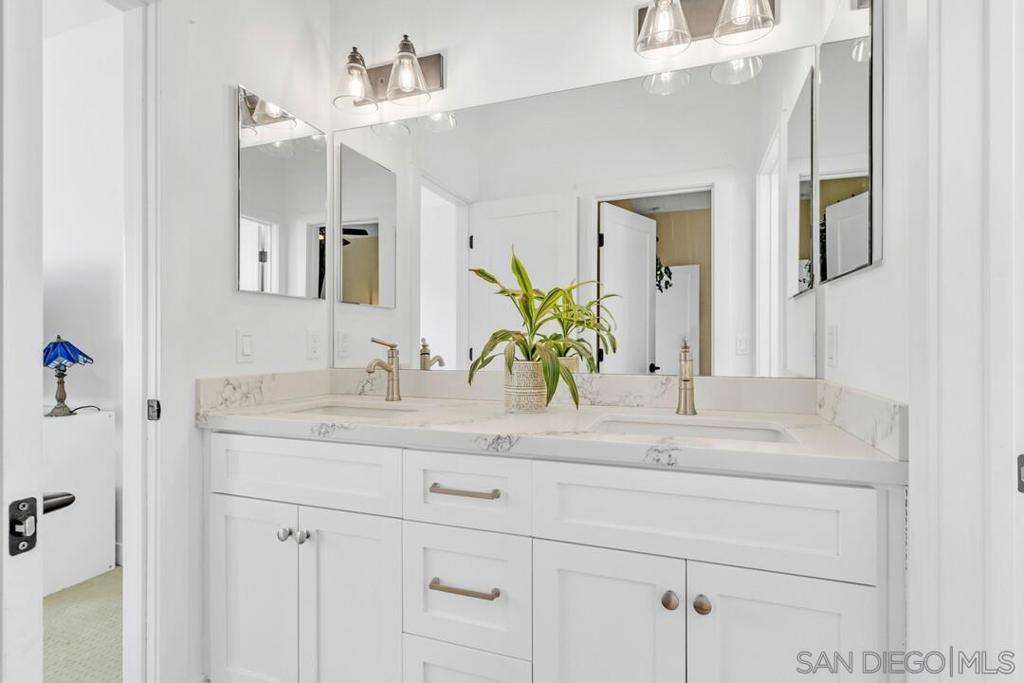 10224 Noble Way Property Photo 37