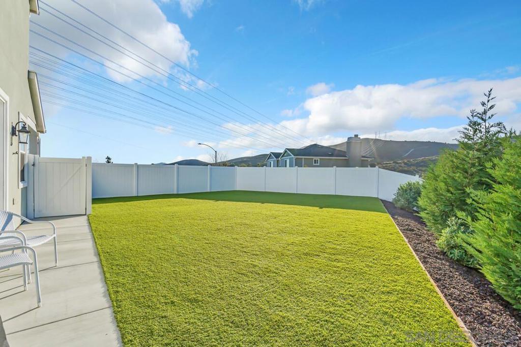10224 Noble Way Property Photo 45