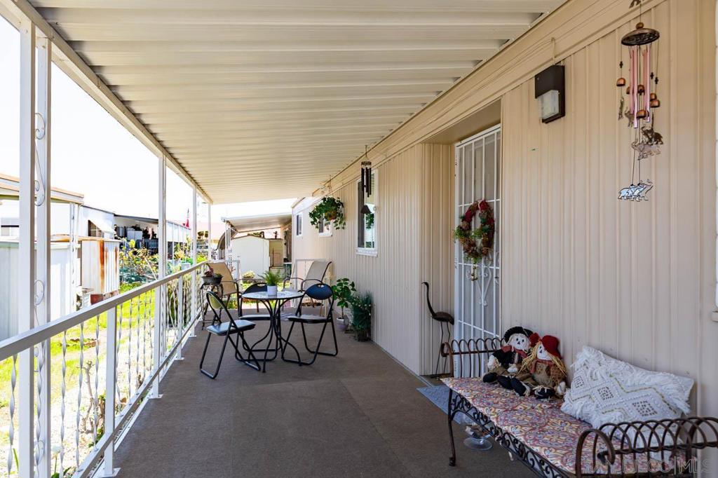 2280 E Valley Parkway E 75 Property Photo 16