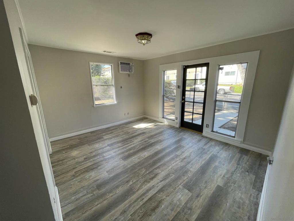 537 De Luz Road Property Photo 6