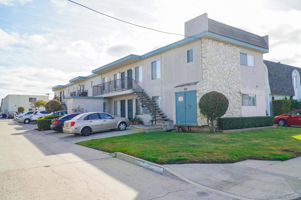 637 10th Street Property Photo 2