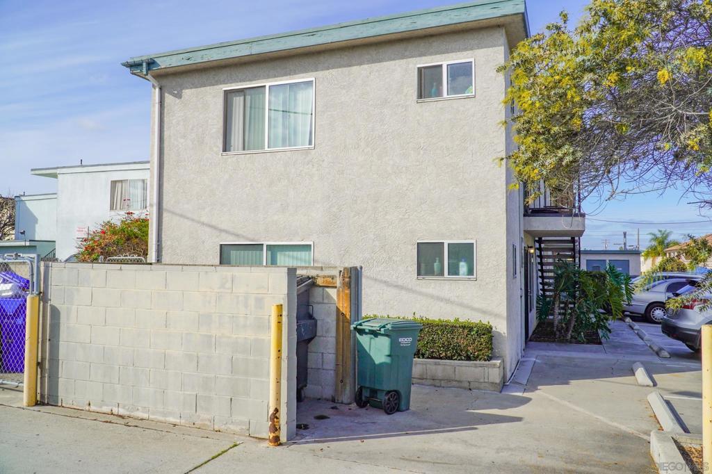 637 10th Street Property Photo 6