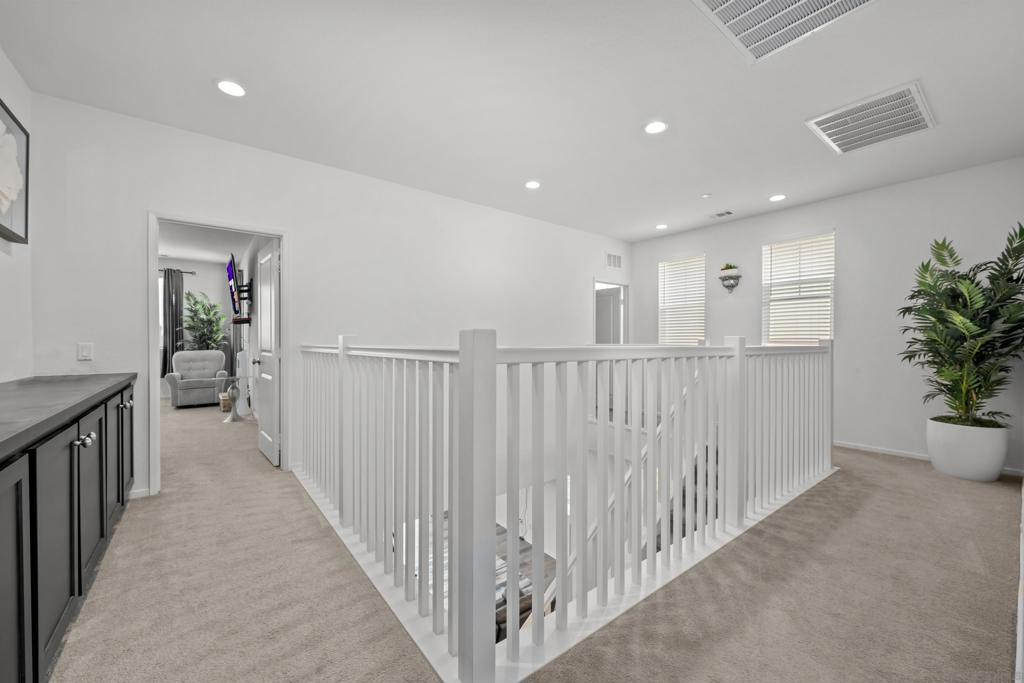 38512 Rosegate Pl Property Photo 15