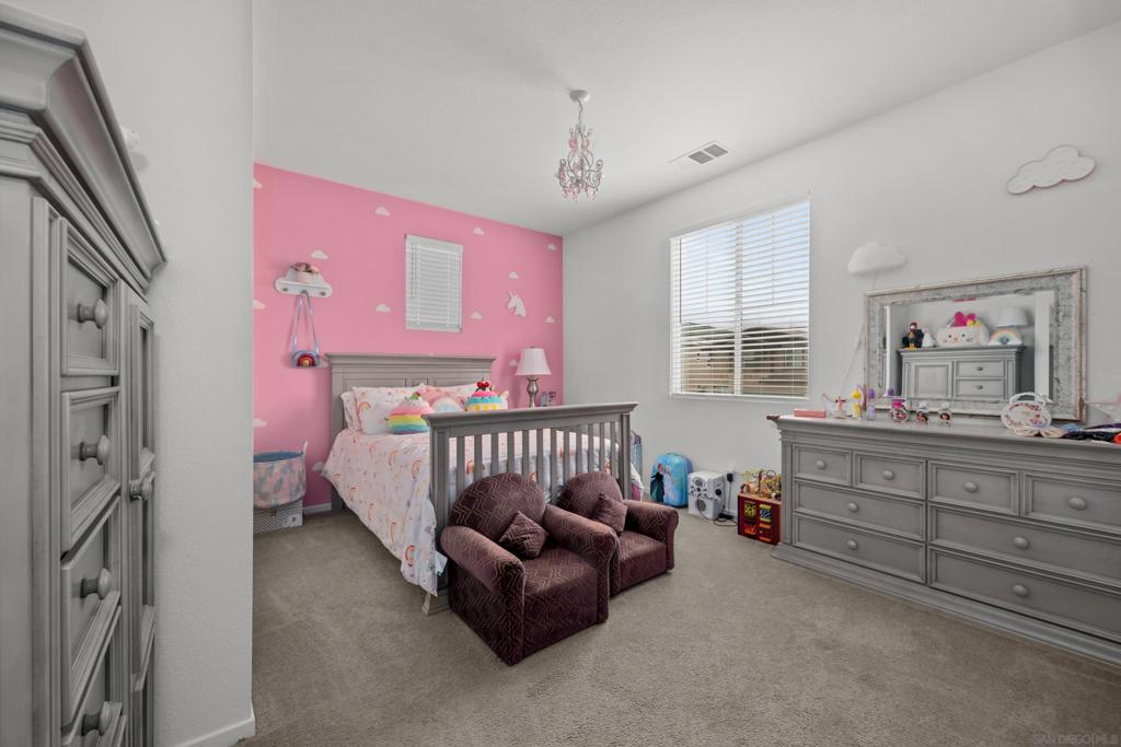 38512 Rosegate Pl Property Photo 16