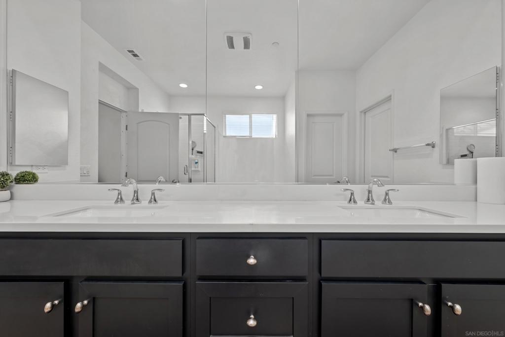 38512 Rosegate Pl Property Photo 25