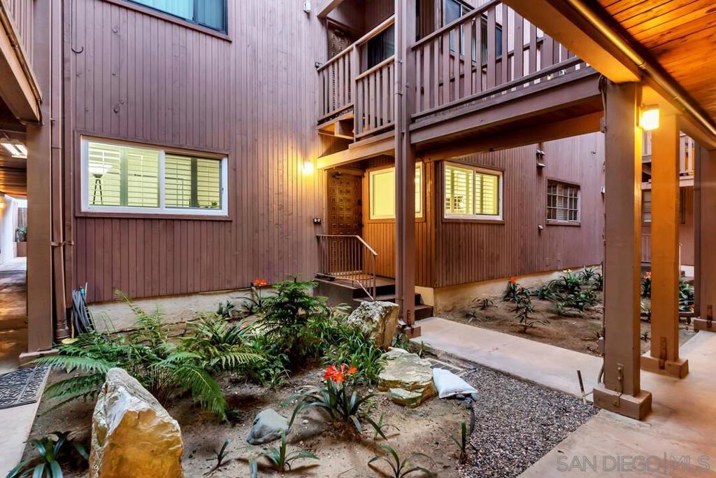 2600 Torrey Pines Rd B17 Property Photo 30