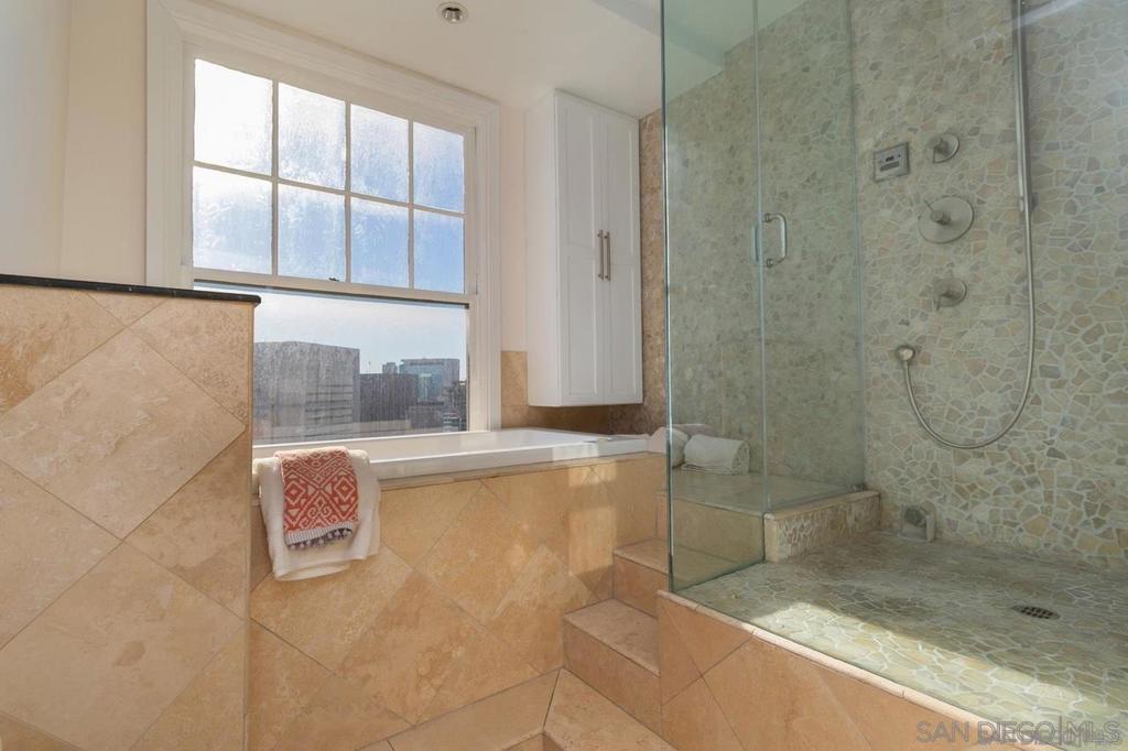 702 Ash St 1103 Property Photo 18