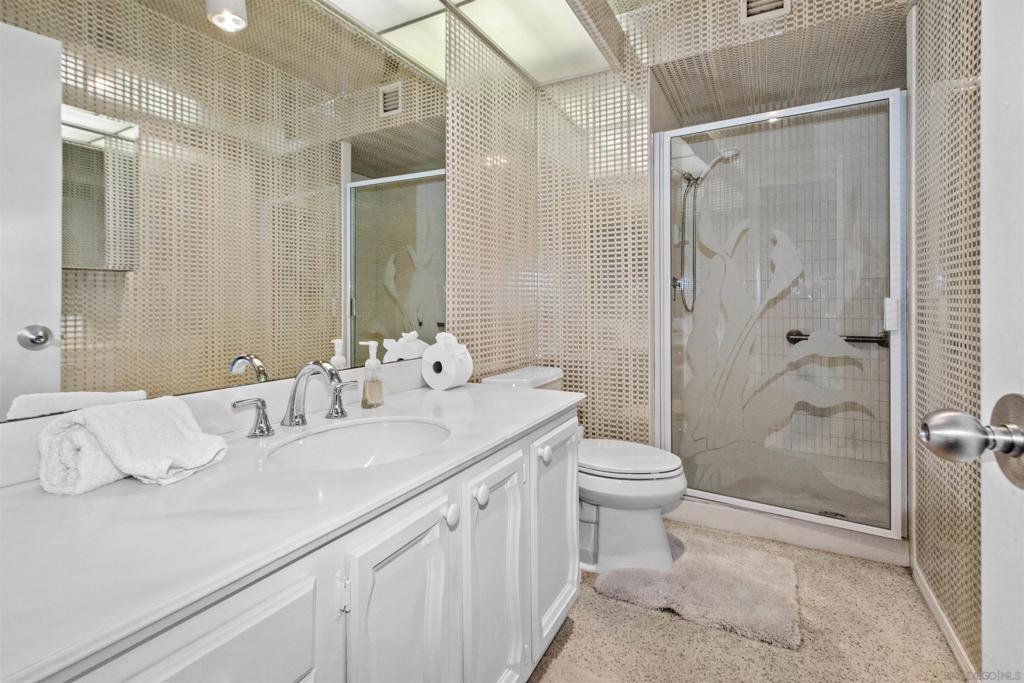 1780 Avenida Del Mundo 602 Property Photo 10