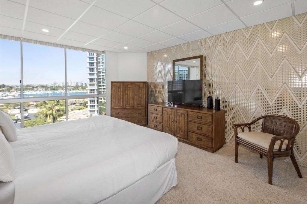 1780 Avenida Del Mundo 602 Property Photo 12