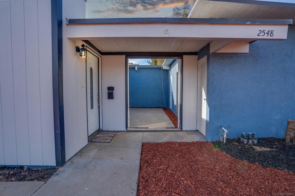 2548 Cinderella Way Property Photo 1