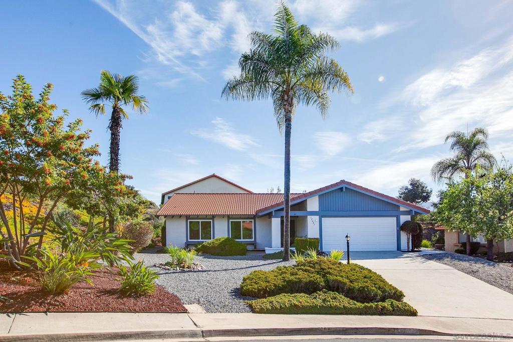 12647 Camino Vuelo Property Photo