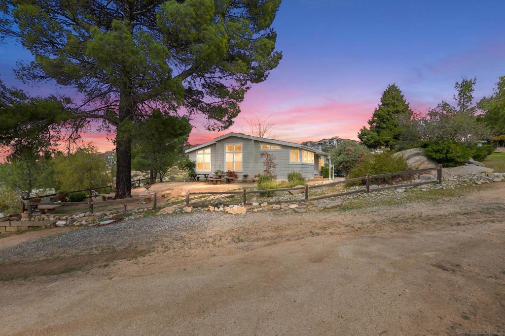 42550 Hall Rd Property Photo 1