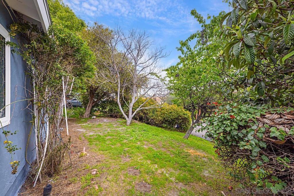 3070 Crane St Property Photo 7