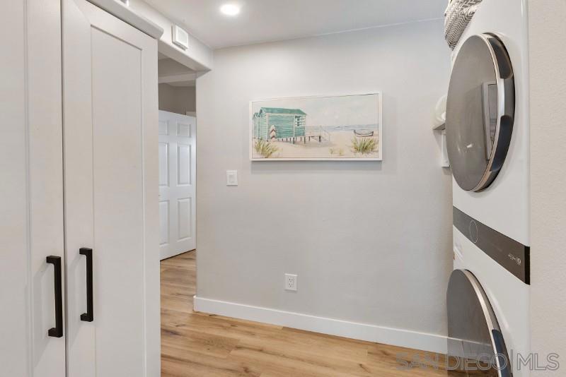 810 Vanitie Ct Property Photo 22