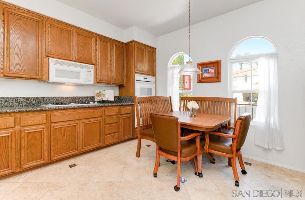 10439 Miracle Waters Ct Property Photo 7
