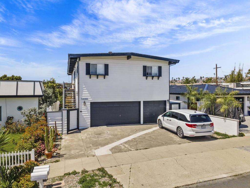 34055 Alcazar Dr