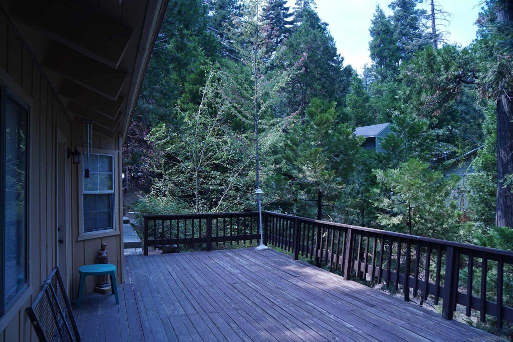 26582 Lake Forest Drive Property Photo 4