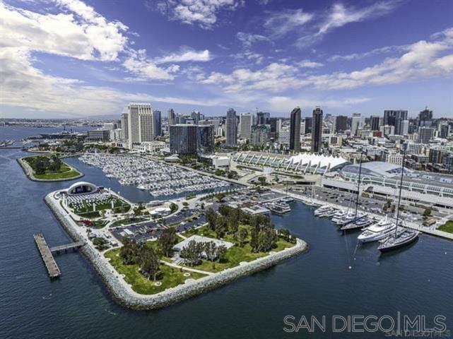 200 Harbor 501 Property Photo 1