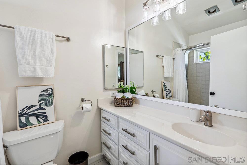 2324 Walmar Ln Property Photo 47