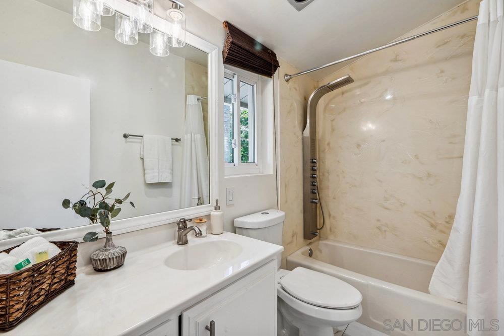2324 Walmar Ln Property Photo 53