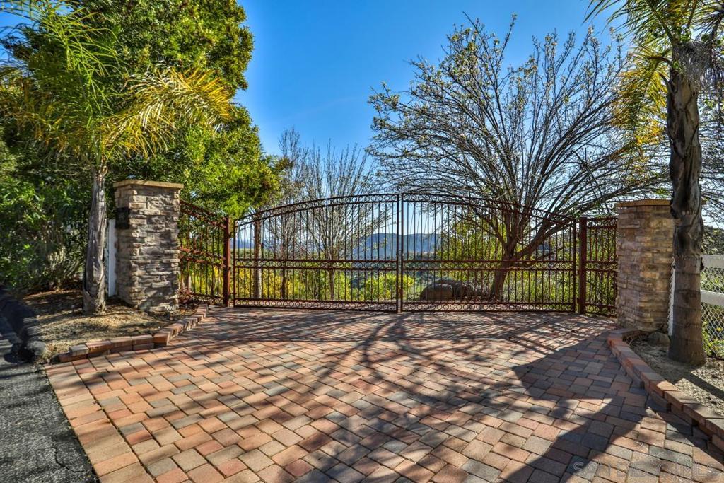 44945 Palladian Ct Property Photo 1