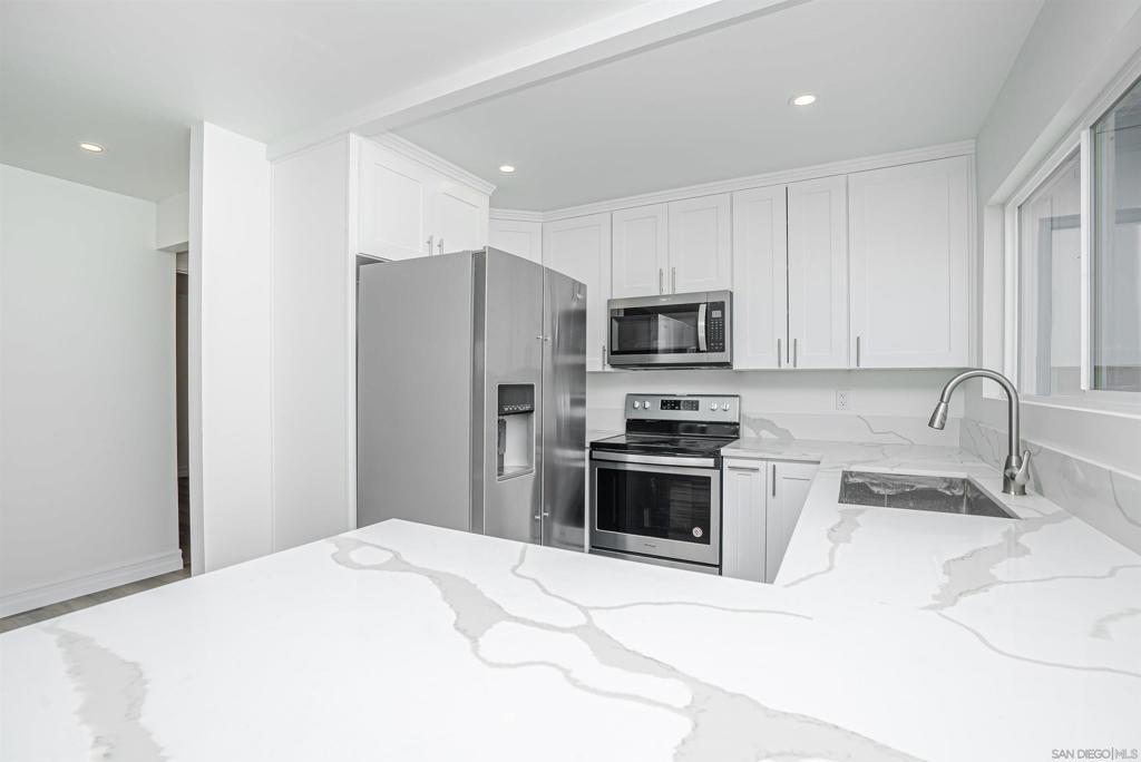 3005 Vancouver Ave Property Photo 8