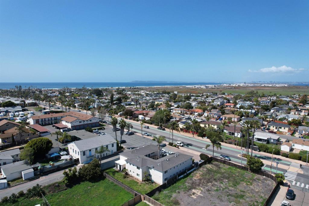 481 Palm Ave Property Photo 14