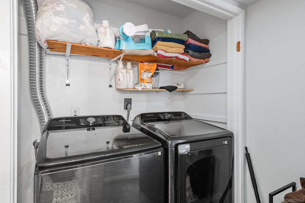 1164 Decker St Unit A Property Photo 11