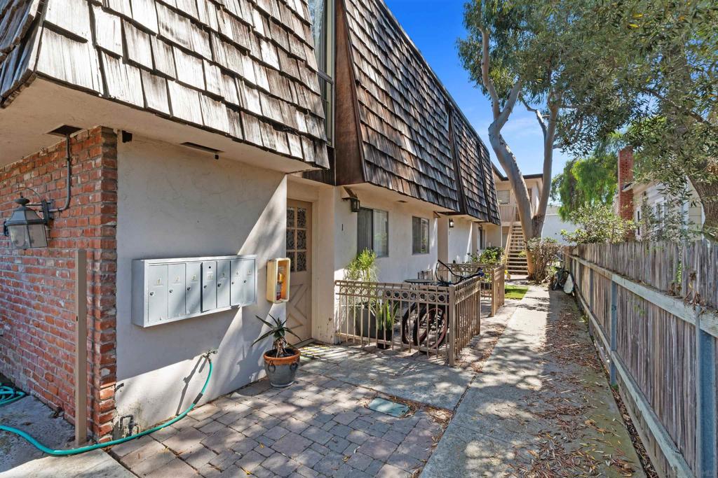 1517 Reed Property Photo 2