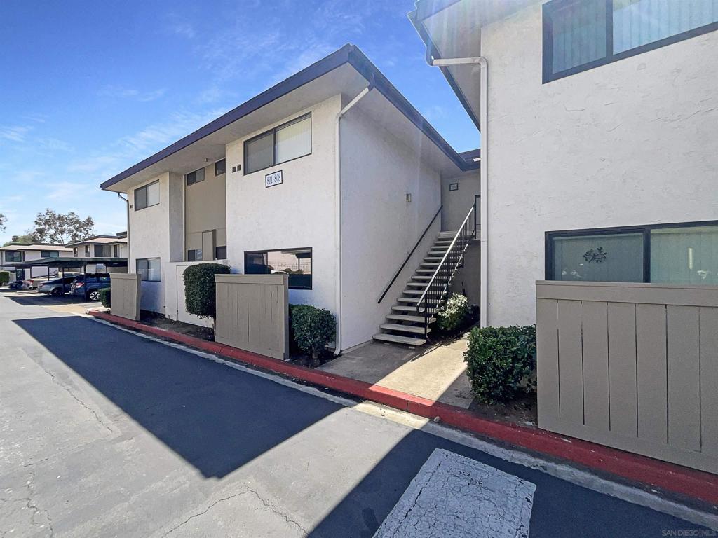 450 W Vermont Ave 805 Property Photo 1