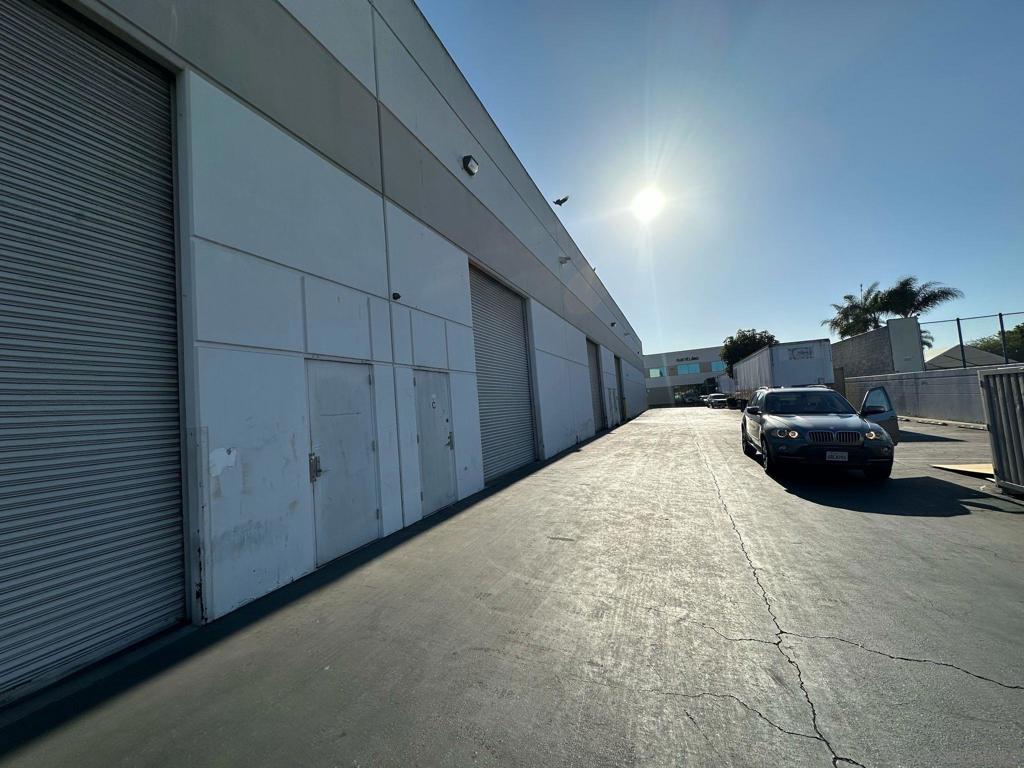 14905 Paramount #d Property Photo 8