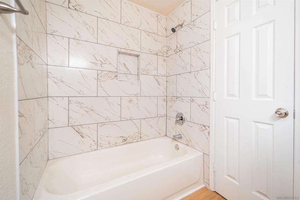 3862 Swift Ave Property Photo 13