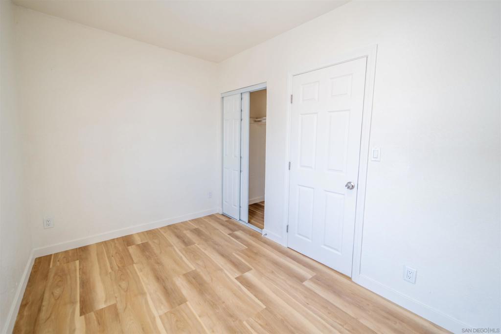 3862 Swift Ave Property Photo 15