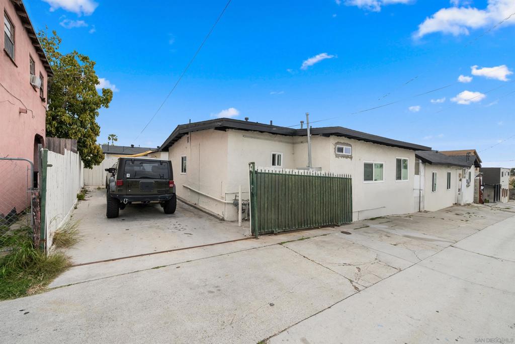 3862 Swift Ave Property Photo 42