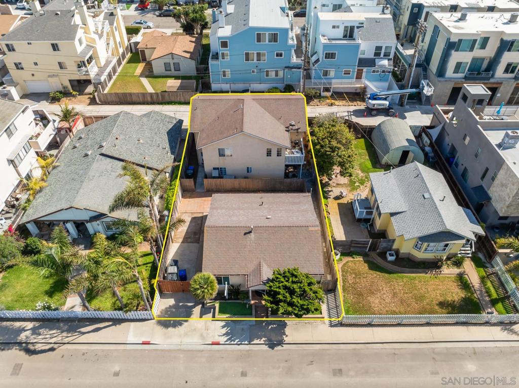 135 137 Elm Ave Property Photo 1
