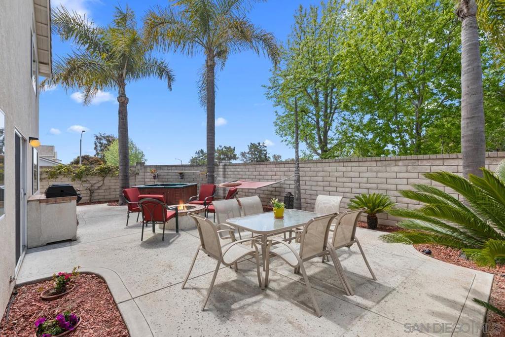 445 Primrose Way Property Photo 1