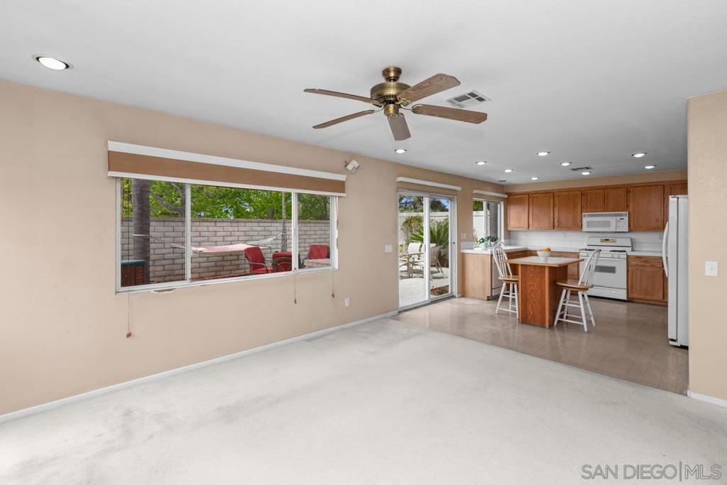 445 Primrose Way Property Photo 23