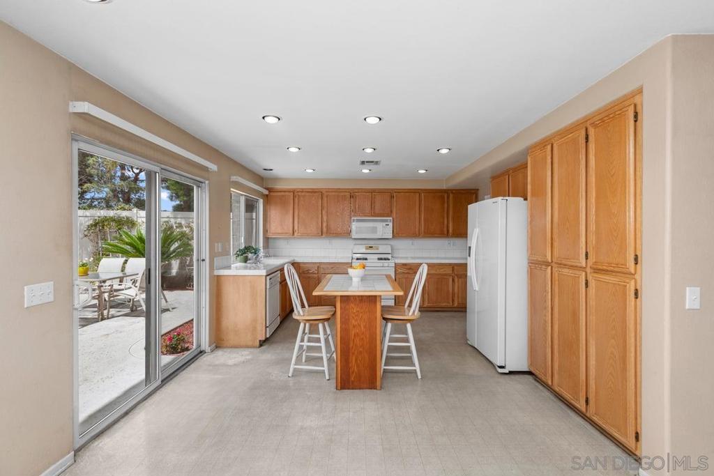 445 Primrose Way Property Photo 28