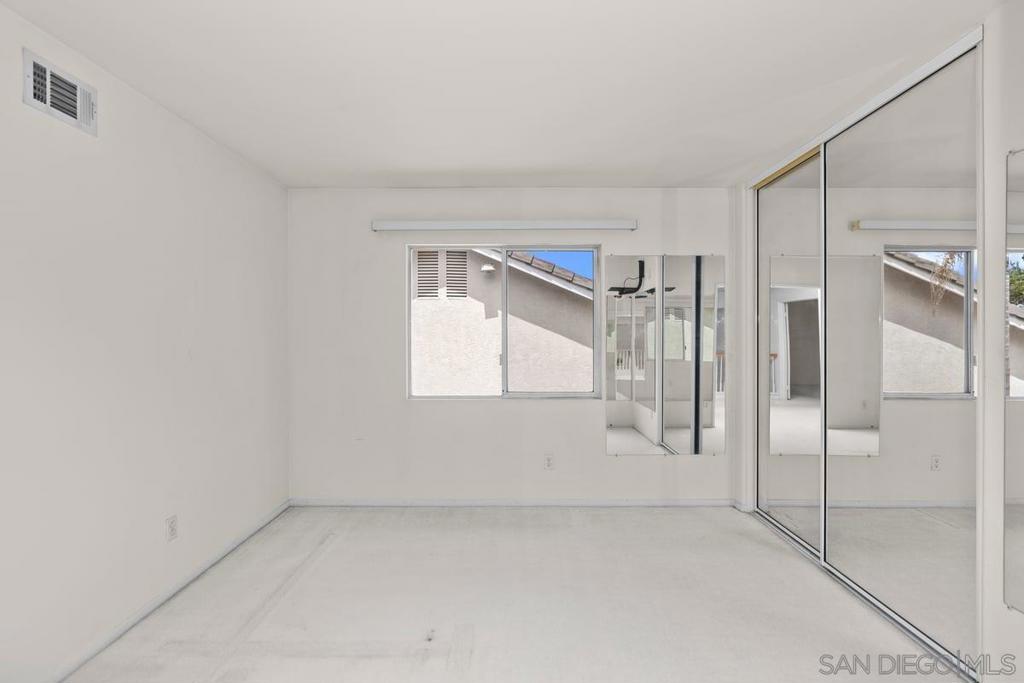 445 Primrose Way Property Photo 32