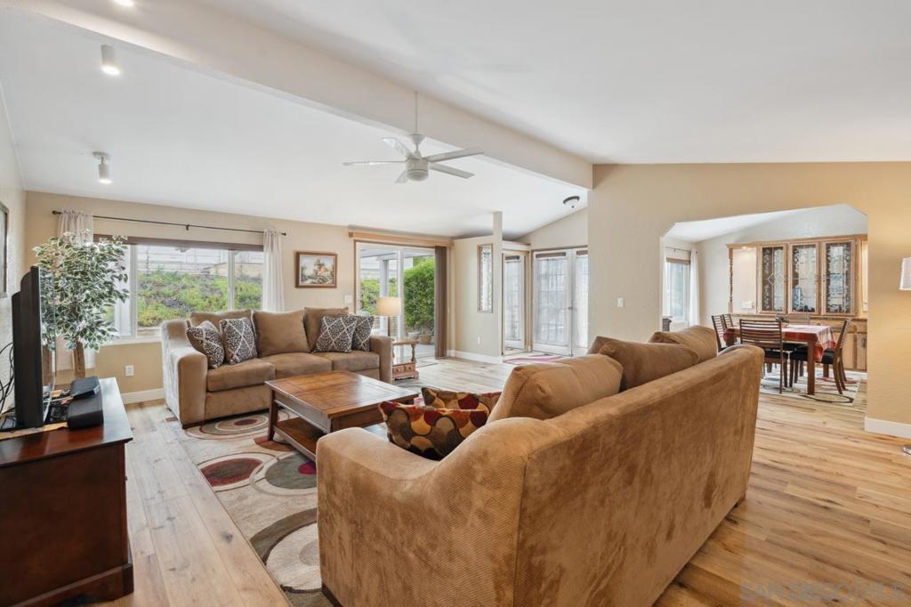 1831 Nova Gln Property Photo 1