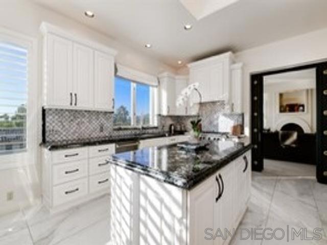 17381 Circa Oriente Property Photo 8