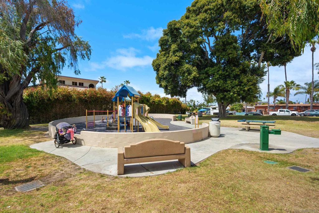 1971 Ebers Street Property Photo 37
